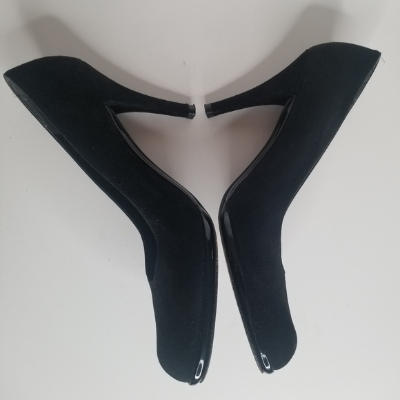 STUART WEITZMAN Black Round Toe Suede Pump Heels - Picture 8 of 12